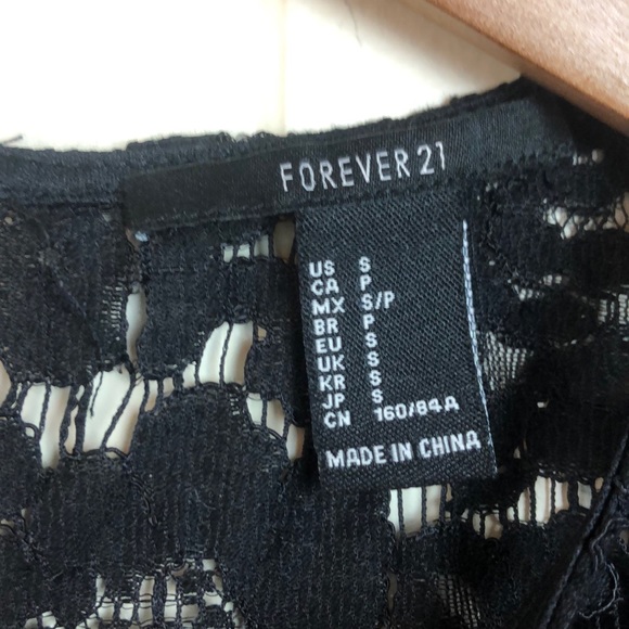 Forever 21 Black Floral Lace Crop Top - Picture 4 of 5